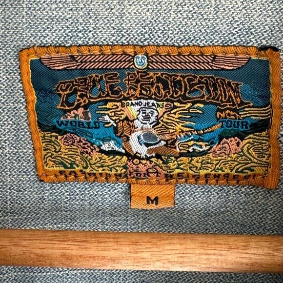 True Religion distressed jean jacket size Medium (small) - Picture 4 of 5